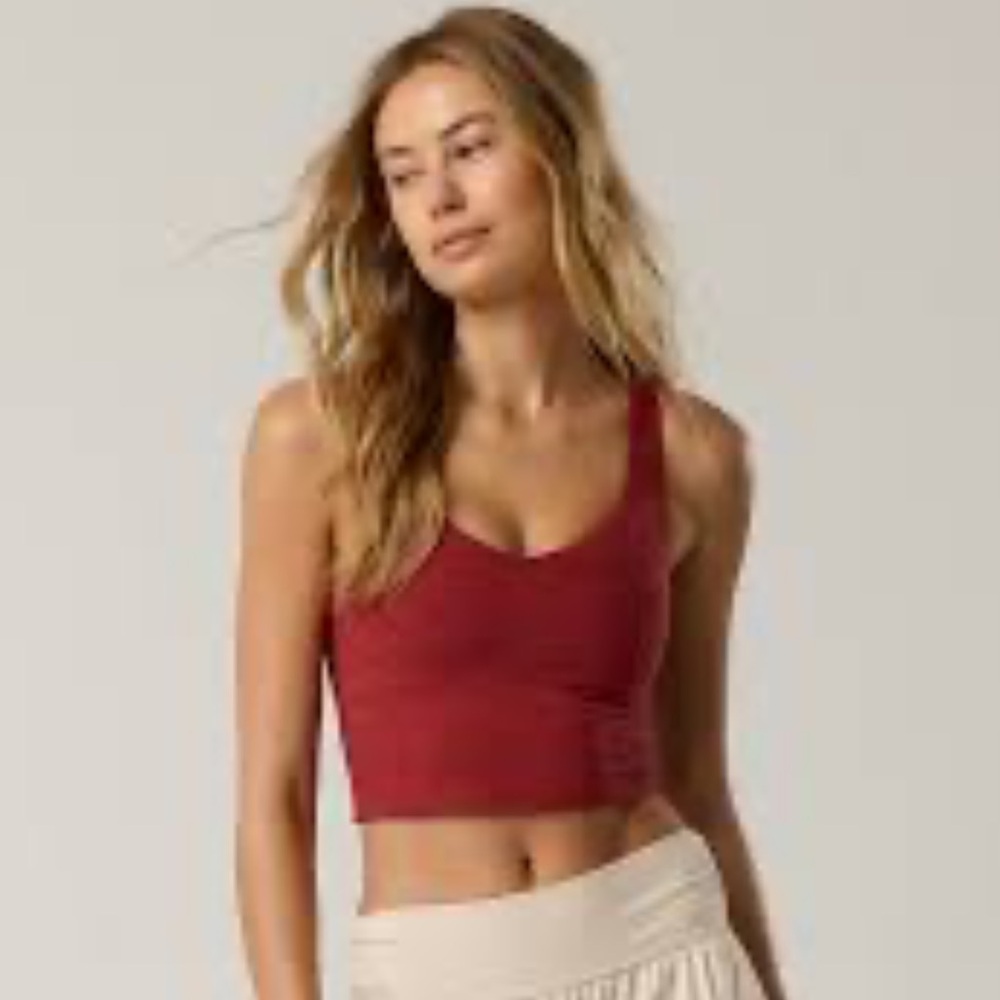 OFFLINE By Aerie Lace Low Key
Longline Sports Bra Red Cropped Tank Top Medium